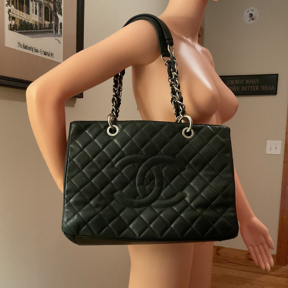 CHANEL Black Quilted CC Logo Tote with Chain-Strap
